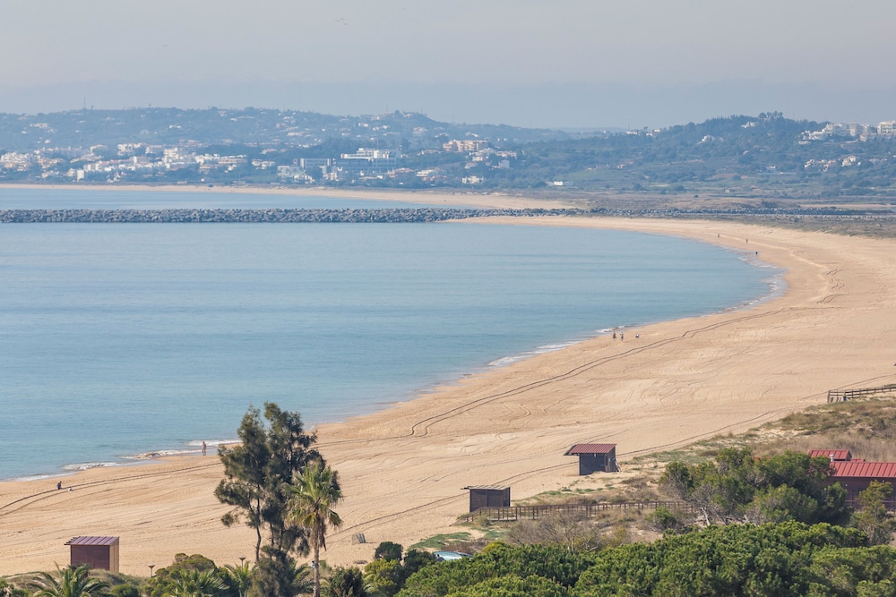 Alvor Atlântico Residences — Beach in Alvor, Faro