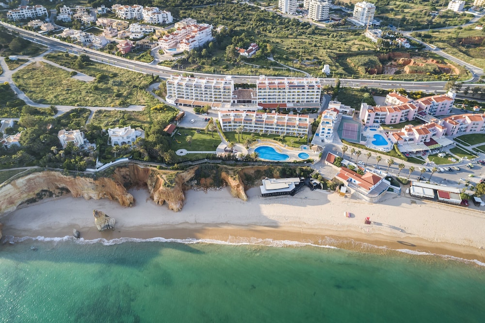 Jardim do Vau — Beach in Portimão, Faro