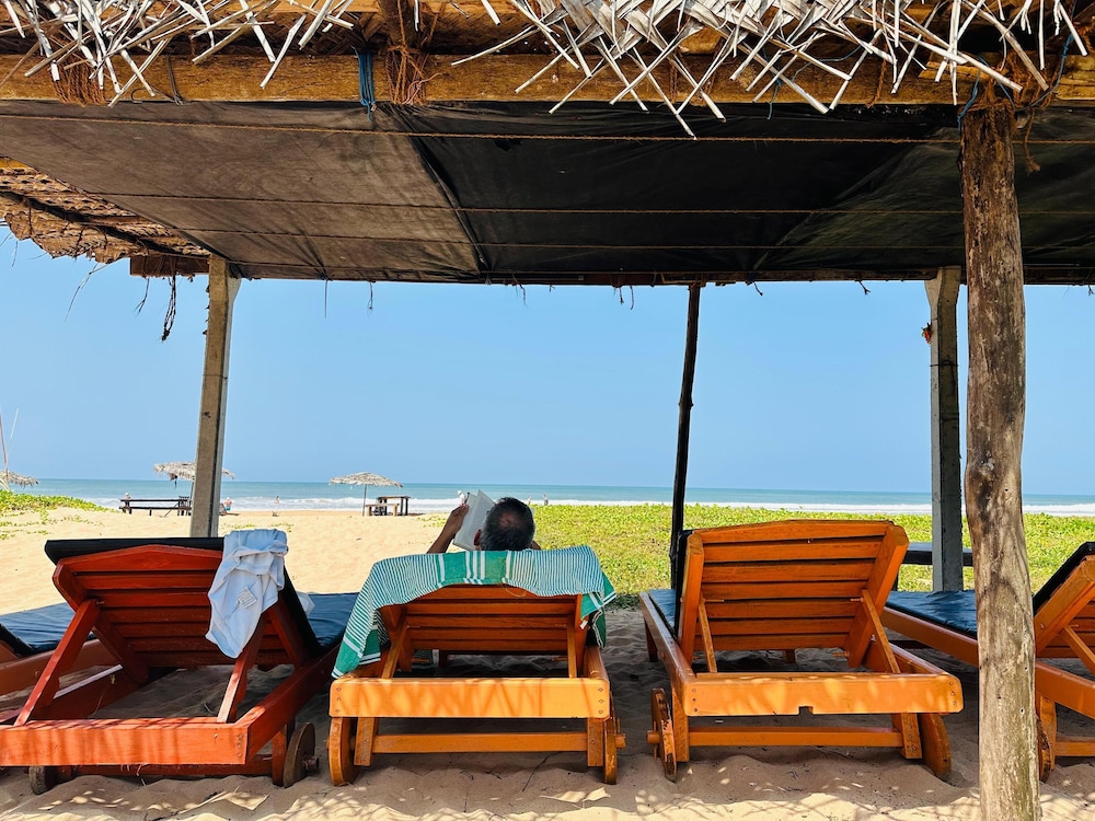 Ocean View — Beach in Bentota