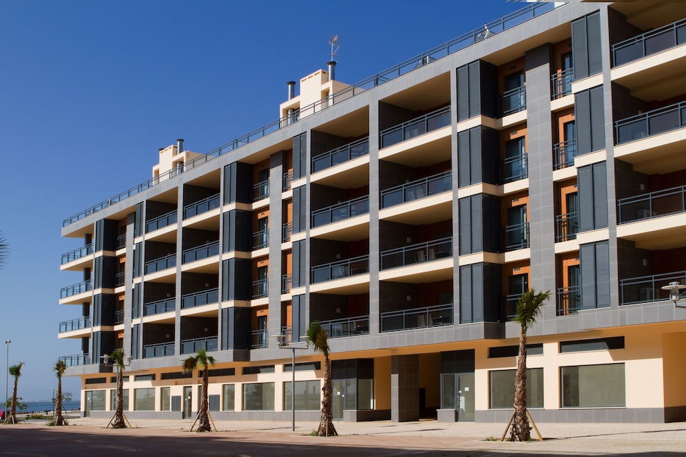 Real Marina Residence — Hotel building in Olhão, Faro