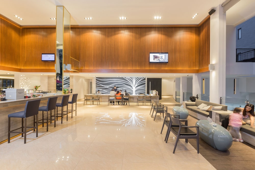 The Charm Resort Phuket — Restaurant & bars in Patong Beach, Phuket Province