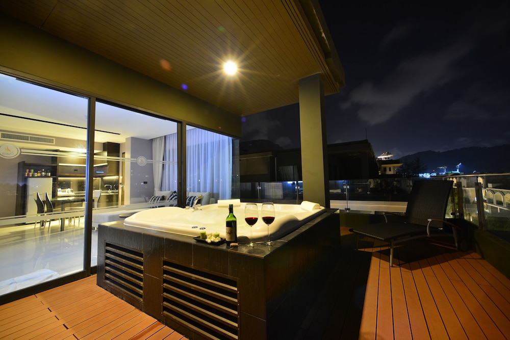 The Charm Resort Phuket — Spa in Patong Beach, Phuket Province