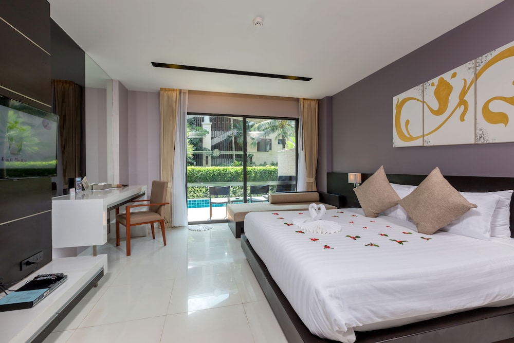 The Charm Resort Phuket — Hotel rooms in Patong Beach, Phuket Province