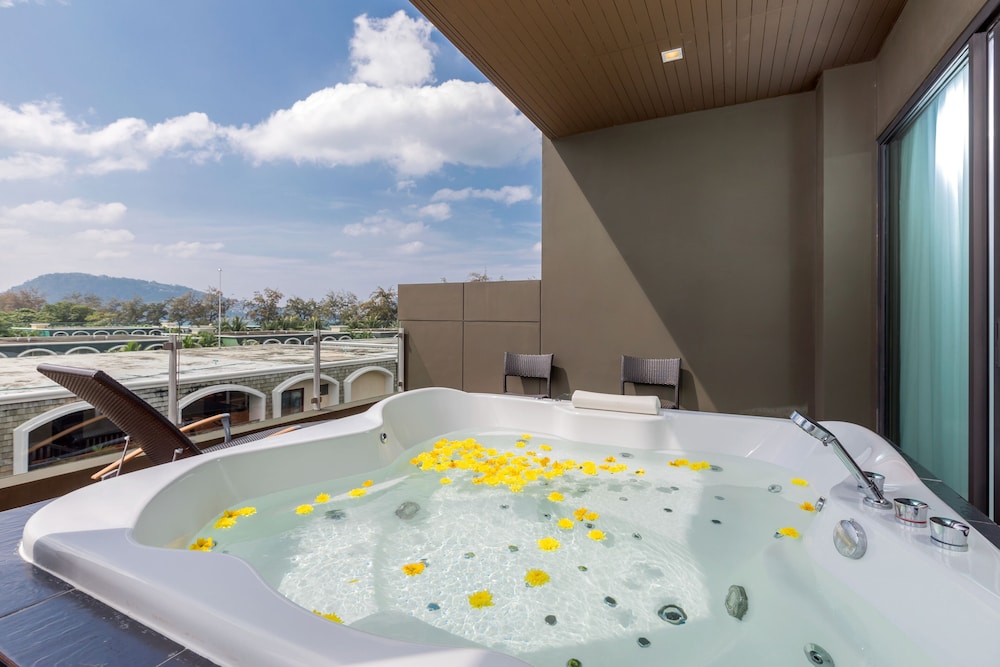 The Charm Resort Phuket — Spa in Patong Beach, Phuket Province