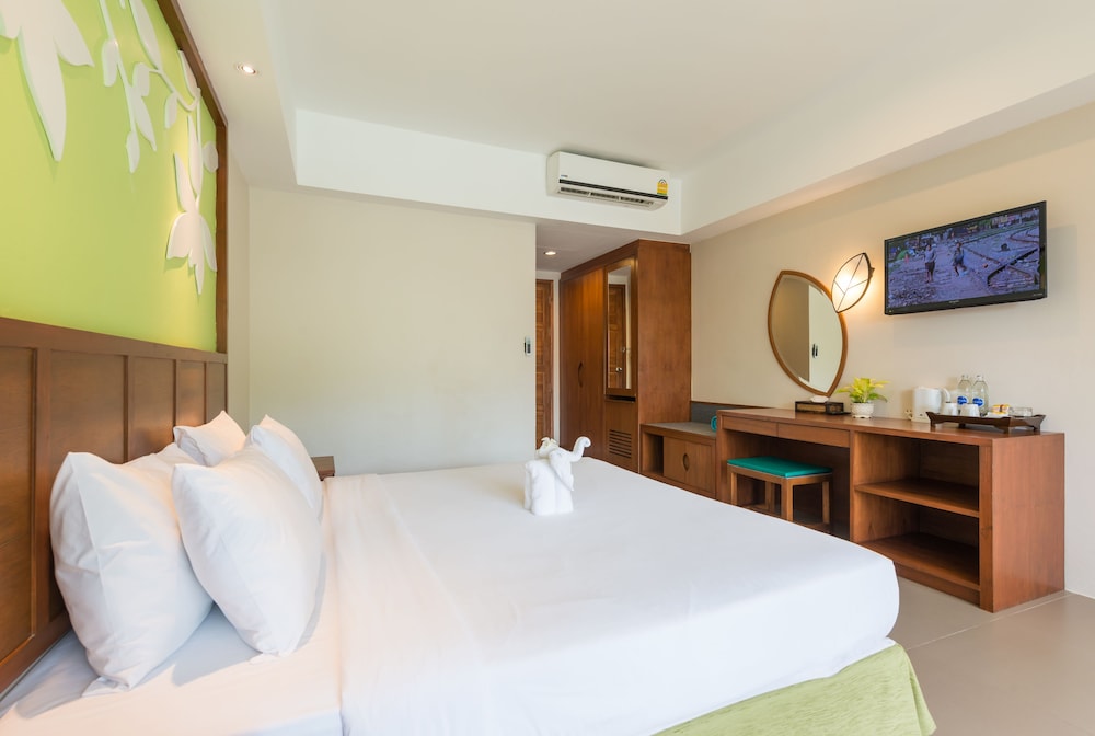 The Leaf Oceanside by Katathani — Hotel rooms in Khao Lak, Phang Nga