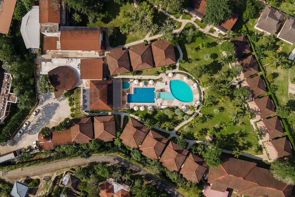 The Leaf Oceanside by Katathani — Swimming pool in Khao Lak, Phang Nga