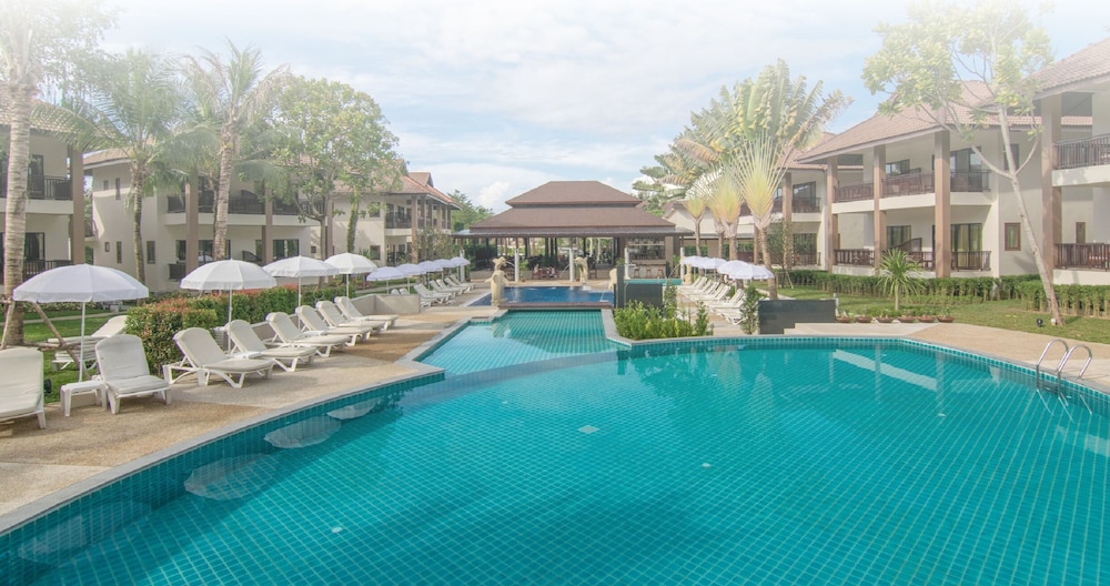 The Leaf Oceanside by Katathani — Swimming pool in Khao Lak, Phang Nga