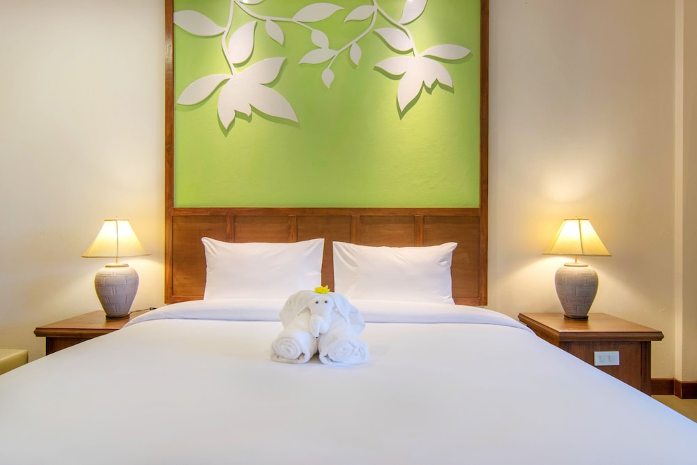 The Leaf Oceanside by Katathani — Hotel rooms in Khao Lak, Phang Nga