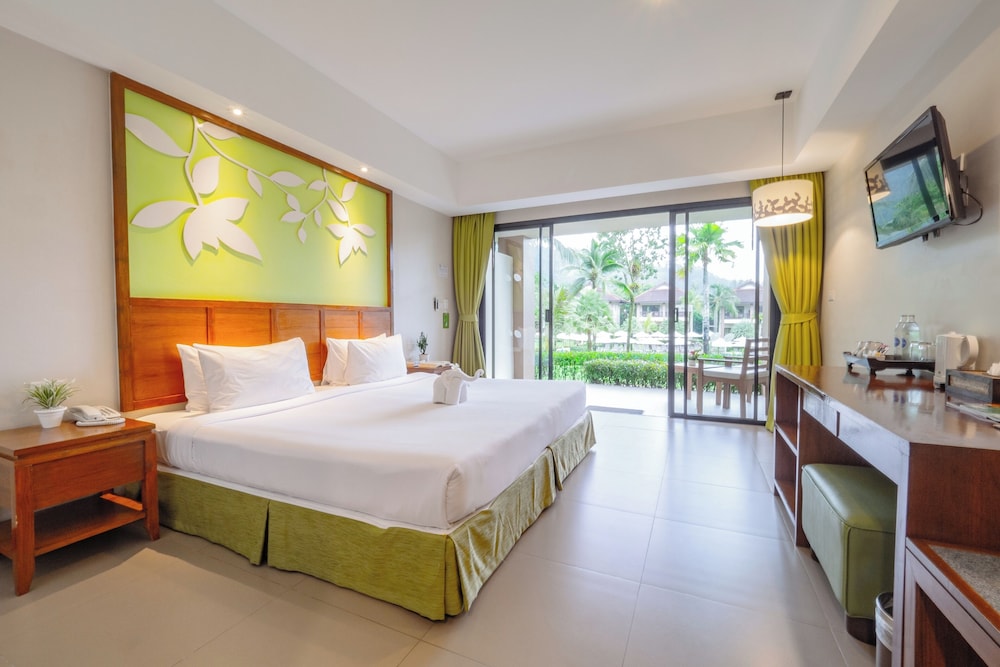 The Leaf Oceanside by Katathani — Hotel rooms in Khao Lak, Phang Nga