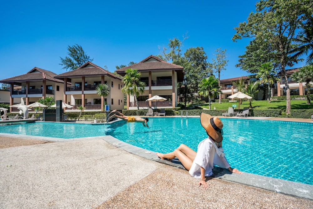 The Leaf Oceanside by Katathani — Swimming pool in Khao Lak, Phang Nga