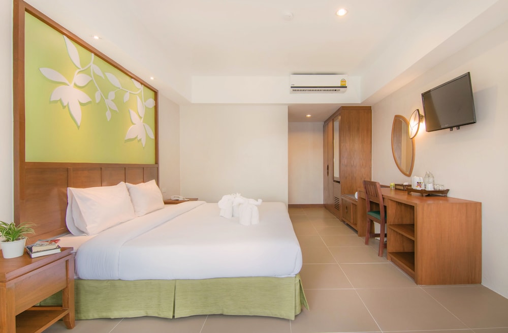 The Leaf Oceanside by Katathani — Hotel rooms in Khao Lak, Phang Nga