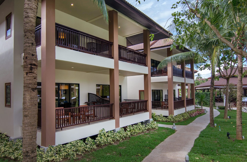 The Leaf Oceanside by Katathani — Hotel building in Khao Lak, Phang Nga