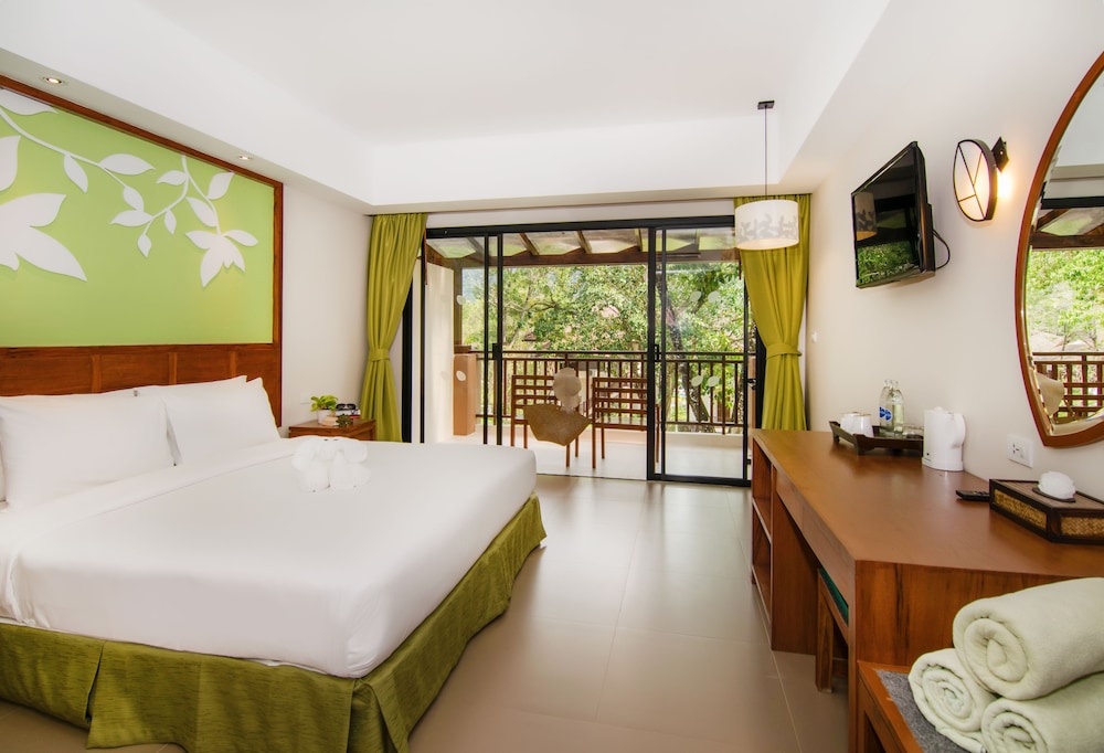 The Leaf Oceanside by Katathani — Hotel rooms in Khao Lak, Phang Nga