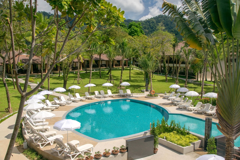 The Leaf Oceanside by Katathani — Swimming pool in Khao Lak, Phang Nga
