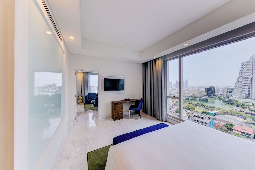 Cinnamon Red Colombo — Hotel rooms in Colombo, Western Province