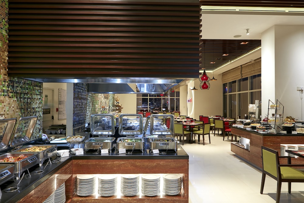 Cinnamon Red Colombo — Restaurant & bars in Colombo, Western Province
