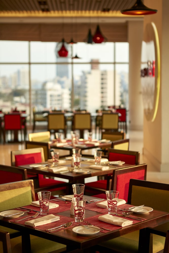Cinnamon Red Colombo — Restaurant & bars in Colombo, Western Province