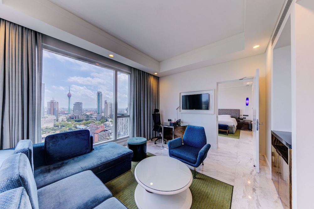 Cinnamon Red Colombo — Hotel rooms in Colombo, Western Province