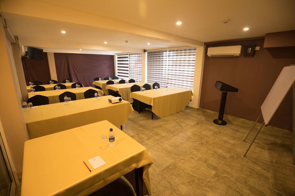 GSH Colombo — Restaurant & bars in Colombo, Western Province