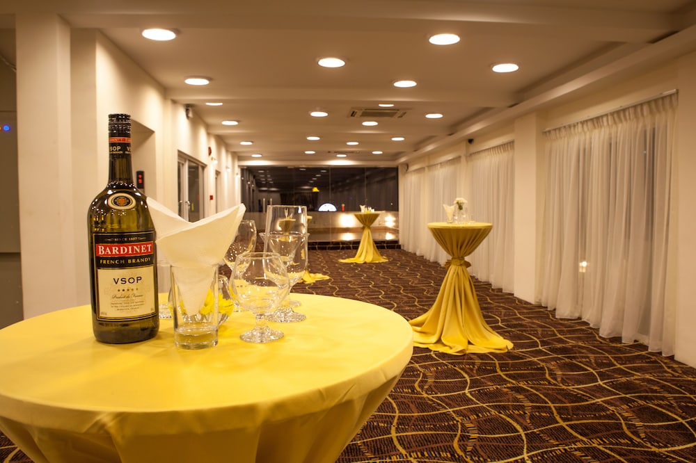 GSH Colombo — Restaurant & bars in Colombo, Western Province