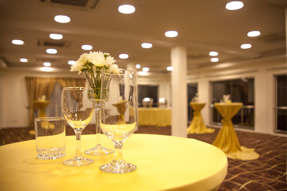 GSH Colombo — Restaurant & bars in Colombo, Western Province