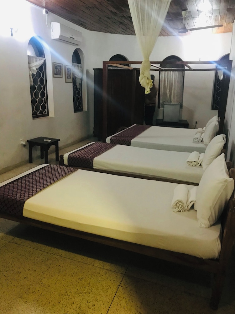 Leijay Garden Retreat — Hotel rooms in Galle, Southern Province