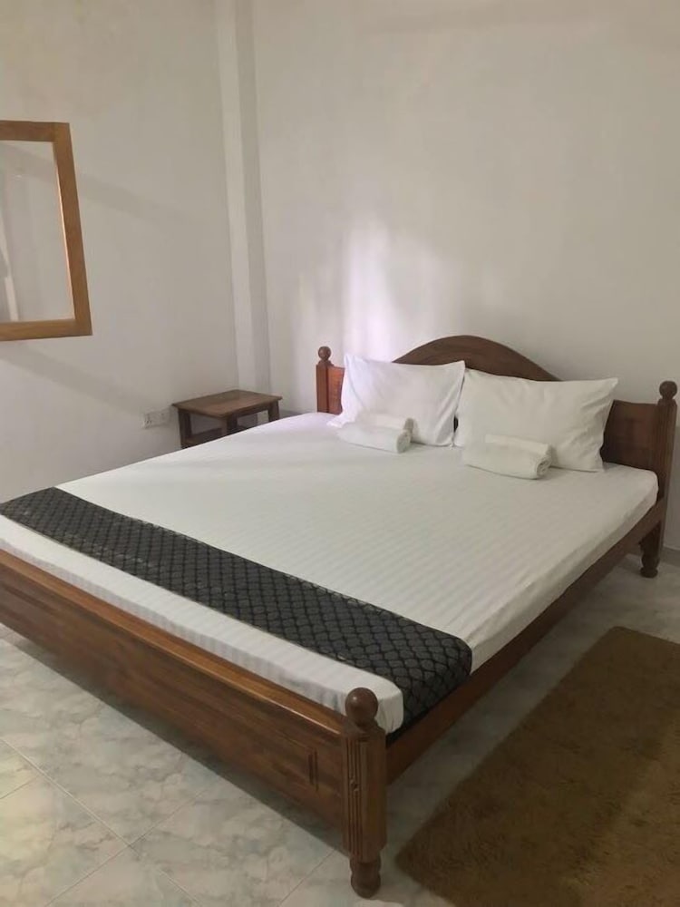 Leijay Garden Retreat — Hotel rooms in Galle, Southern Province