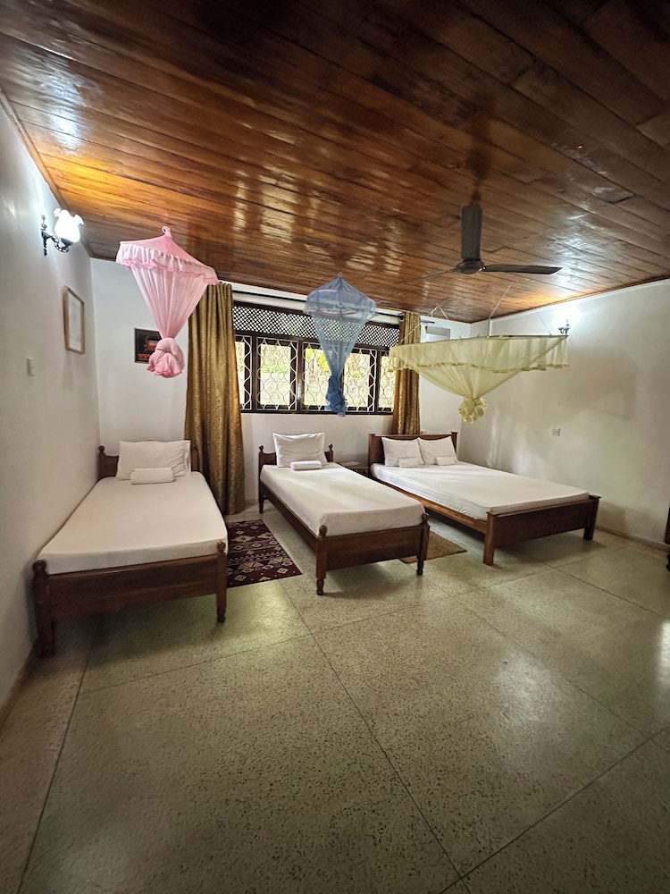 Leijay Garden Retreat — Hotel rooms in Galle, Southern Province