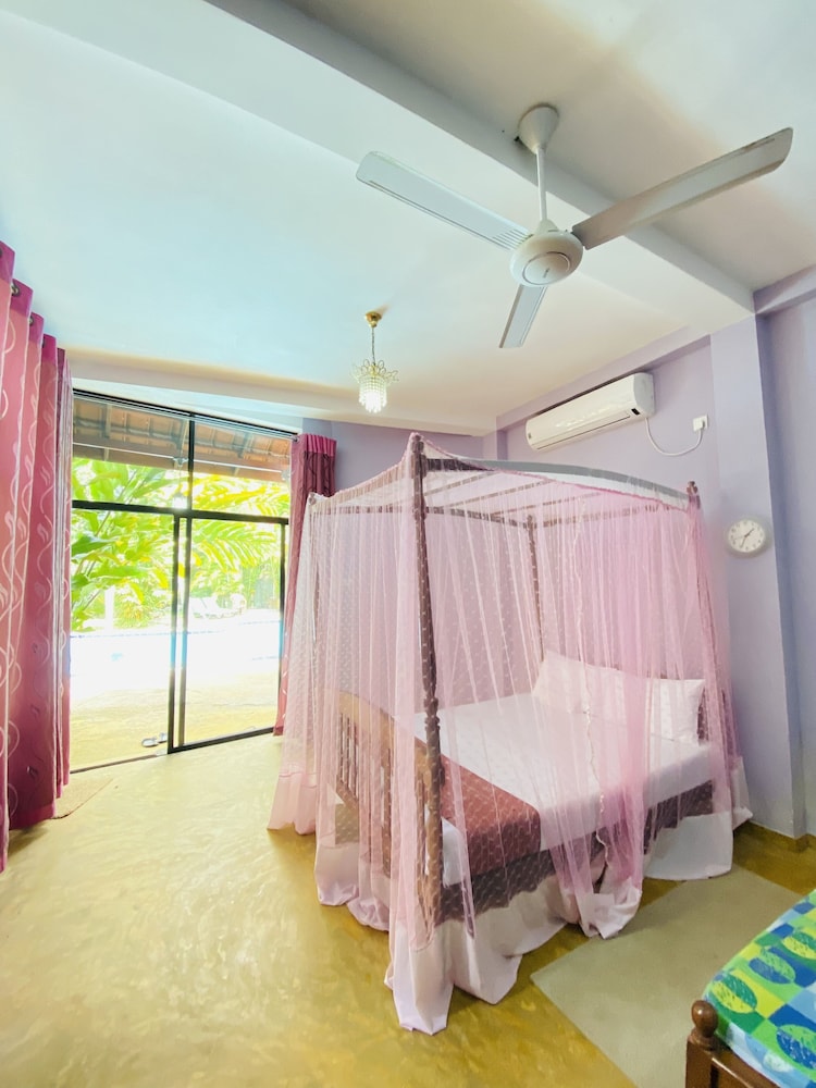 Leijay Garden Retreat — Hotel rooms in Galle, Southern Province