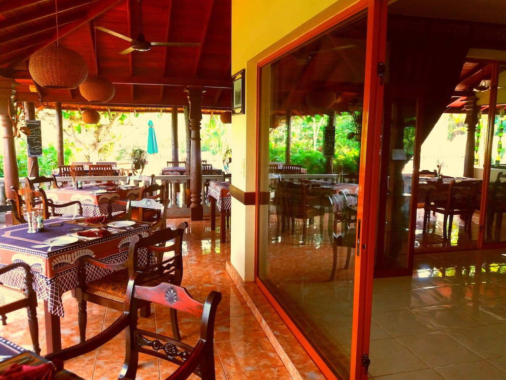 Asian Jewel Boutique Hotel — Restaurant & bars in Hikkaduwa, Southern Province