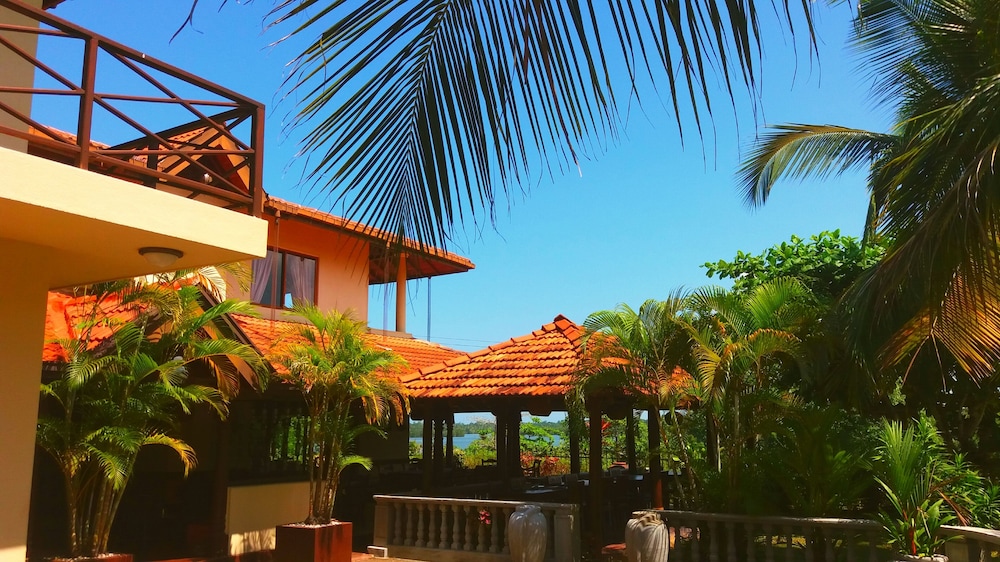 Asian Jewel Boutique Hotel — Hotel building in Hikkaduwa, Southern Province