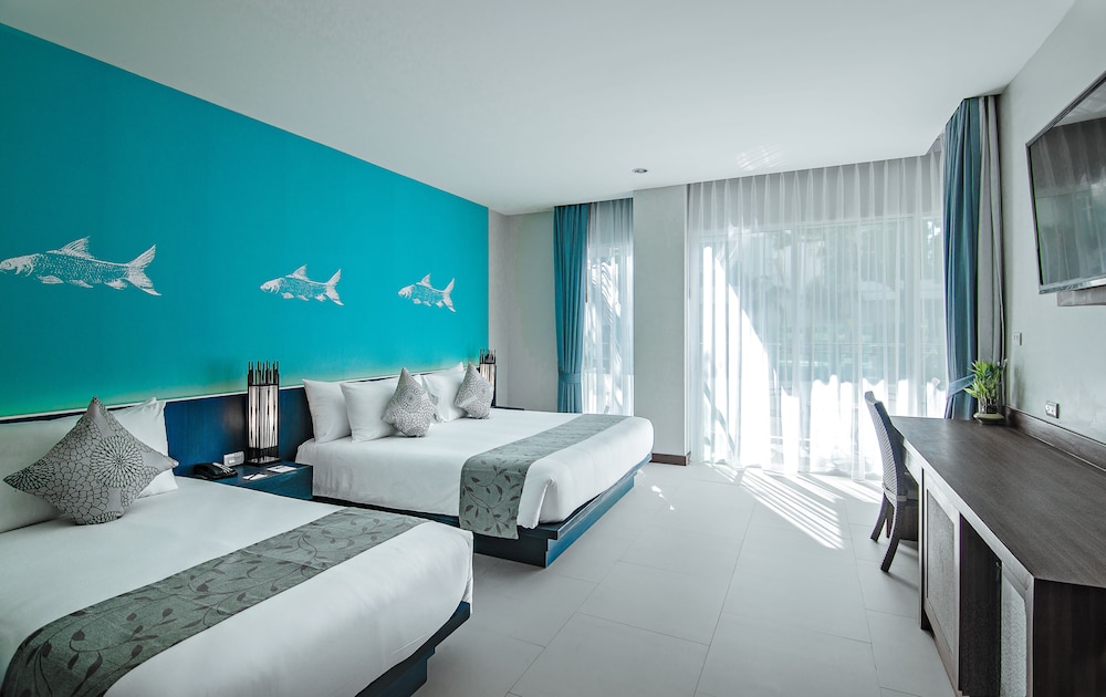 Fishermen's Harbour Urban Resort — Hotel rooms in Patong Beach, Phuket Province