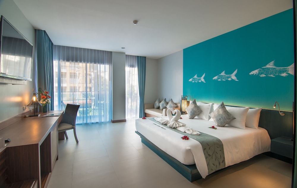 Fishermen's Harbour Urban Resort — Hotel rooms in Patong Beach, Phuket Province