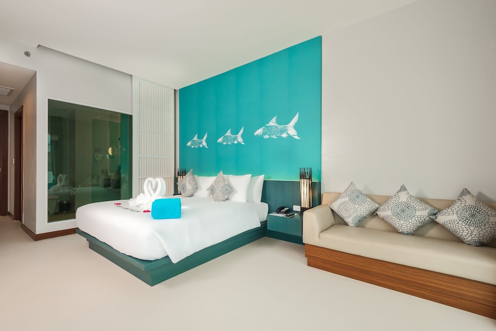 Fishermen's Harbour Urban Resort — Hotel rooms in Patong Beach, Phuket Province