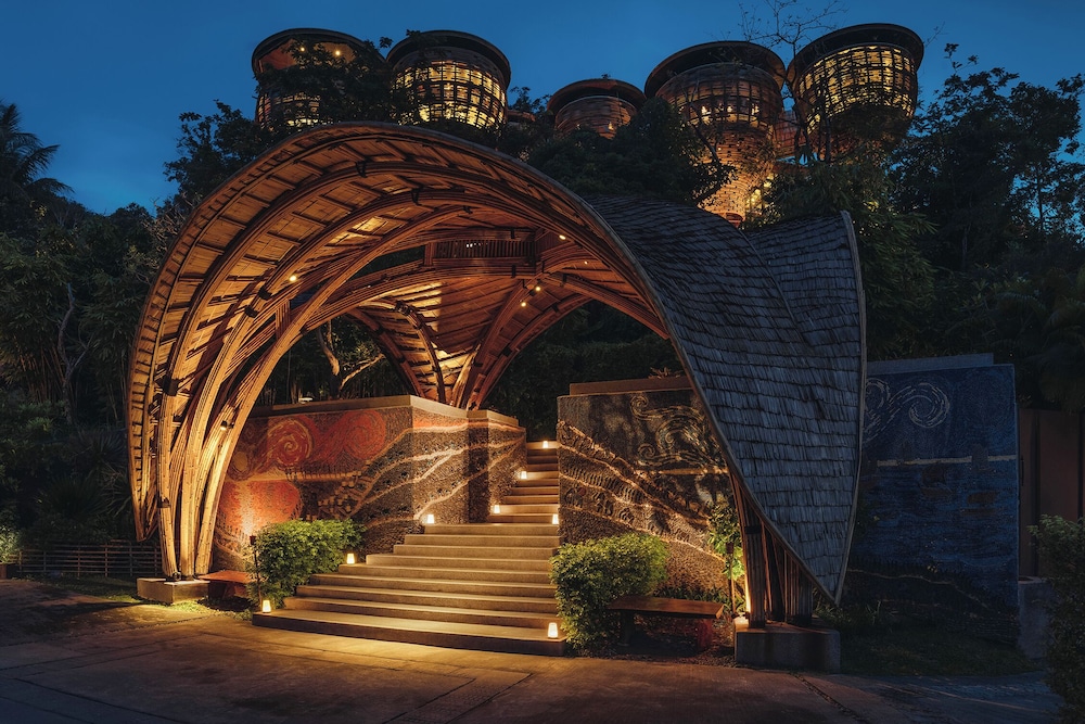 Keemala — Restaurant & bars in Kamala, Phuket Province
