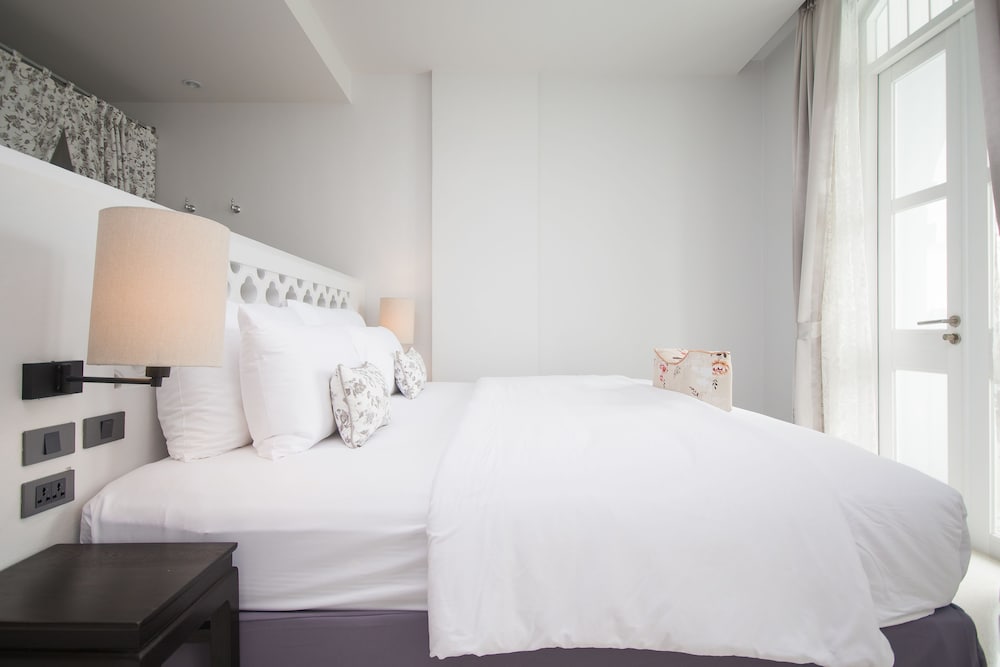 Little Nyonya Hotel — Hotel rooms in Phuket, Phuket Province