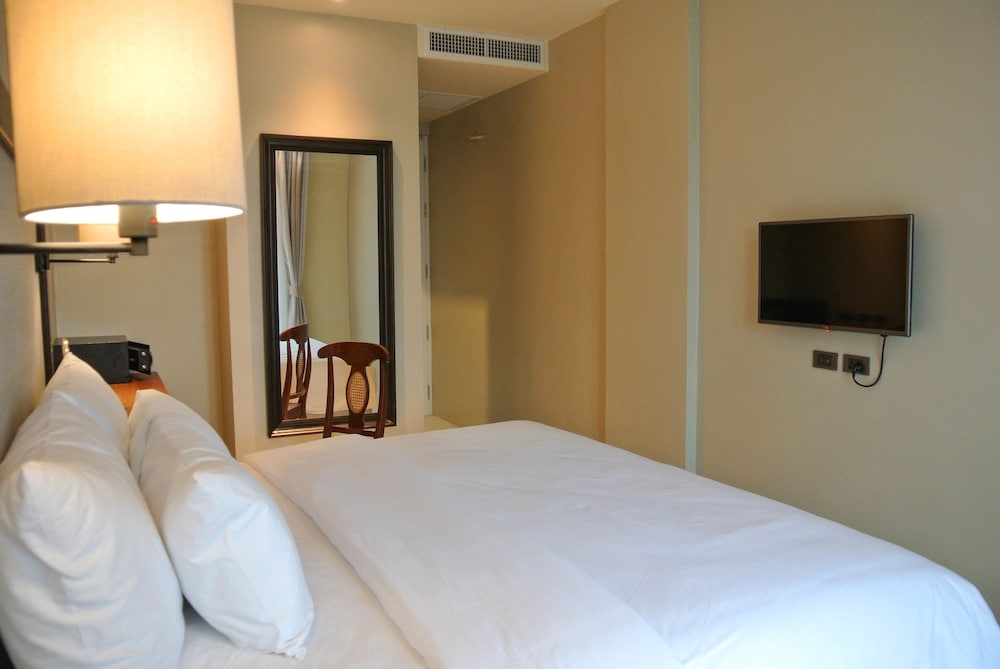 Little Nyonya Hotel — Hotel rooms in Phuket, Phuket Province