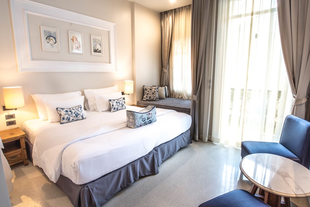 Little Nyonya Hotel — Hotel rooms in Phuket, Phuket Province