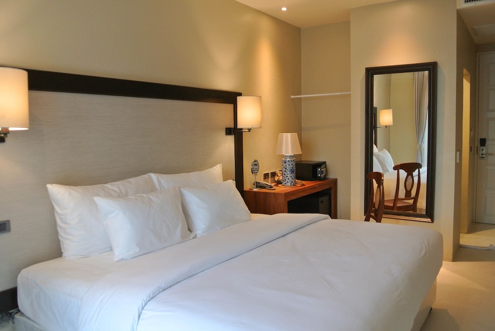 Little Nyonya Hotel — Hotel rooms in Phuket, Phuket Province