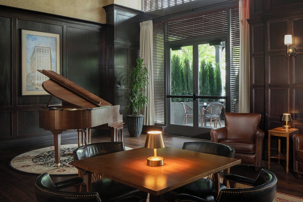 Hotel David Whitney, Autograph Collection — Restaurant & bars in Detroit, Michigan