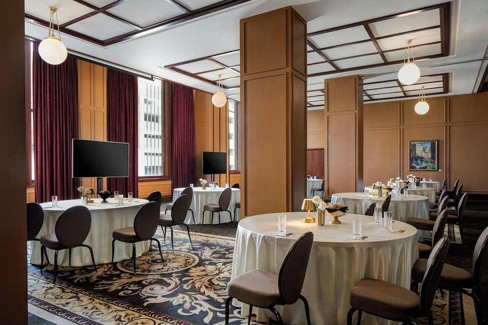 Hotel David Whitney, Autograph Collection — Restaurant & bars in Detroit, Michigan