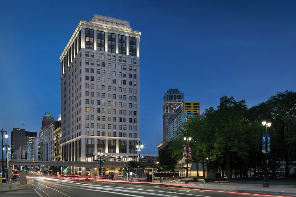 Hotel David Whitney, Autograph Collection — Hotel building in Detroit, Michigan