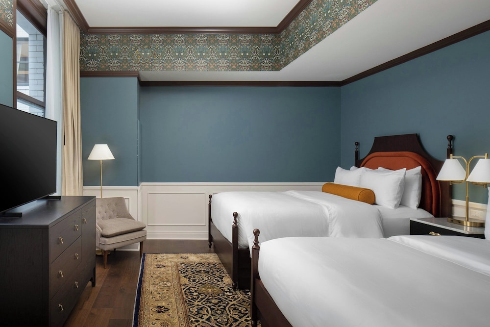 Hotel David Whitney, Autograph Collection — Hotel rooms in Detroit, Michigan
