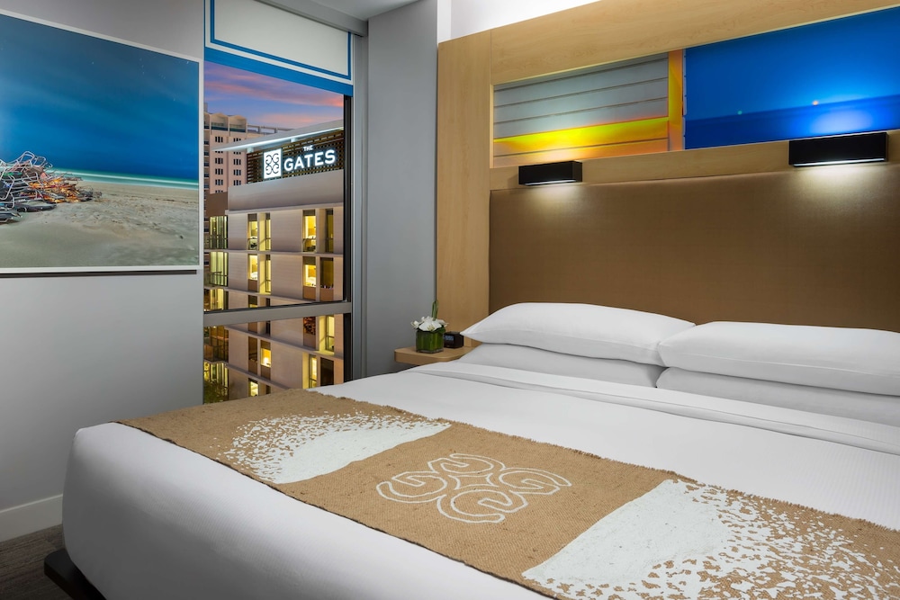 The Gates Hotel South Beach — Hotel rooms in Miami, Florida
