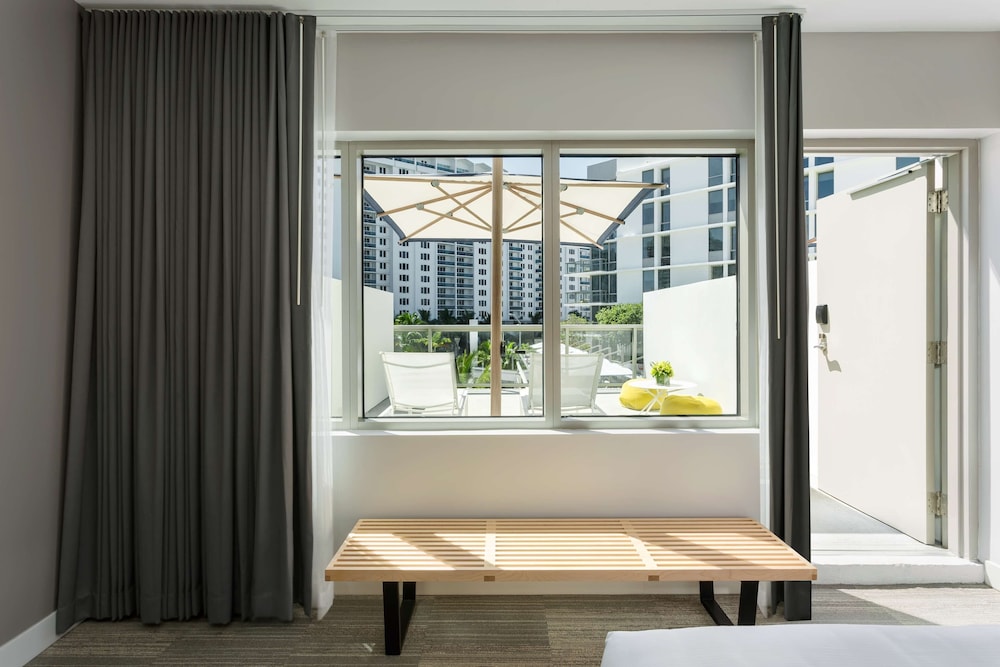 The Gates Hotel South Beach — Hotel rooms in Miami, Florida