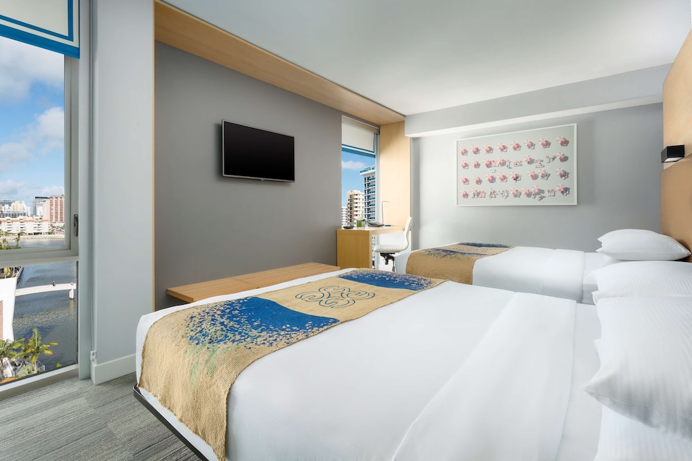 The Gates Hotel South Beach — Hotel rooms in Miami, Florida