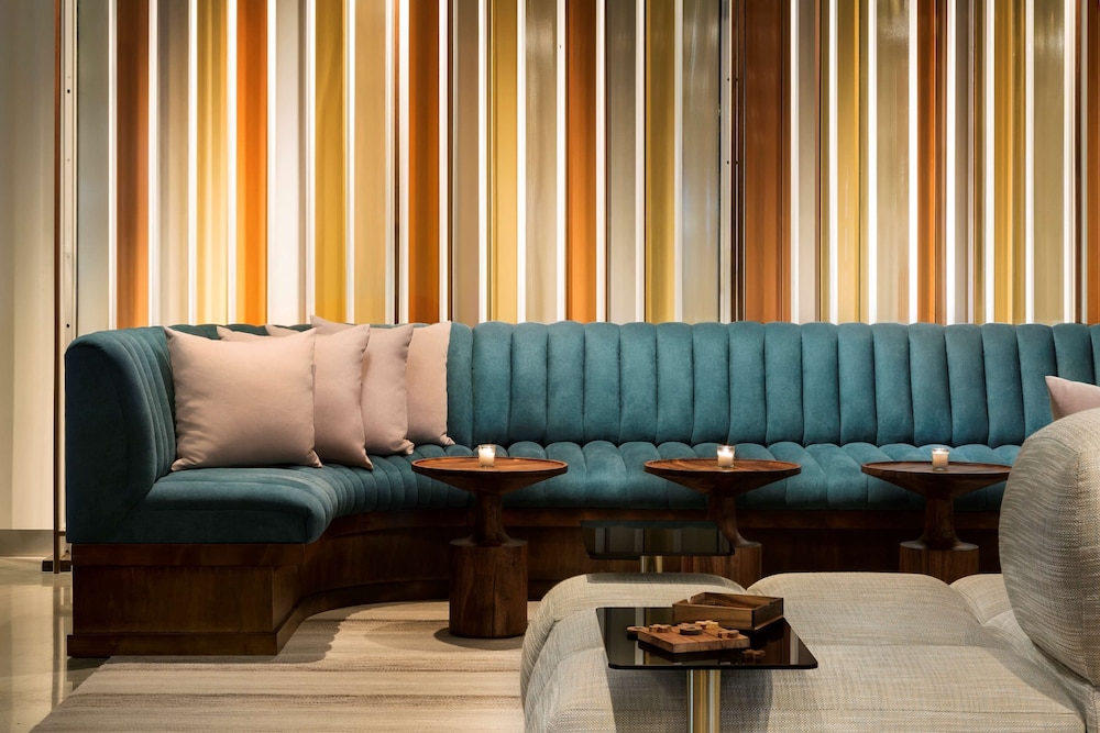 The Gates Hotel South Beach — Restaurant & bars in Miami, Florida