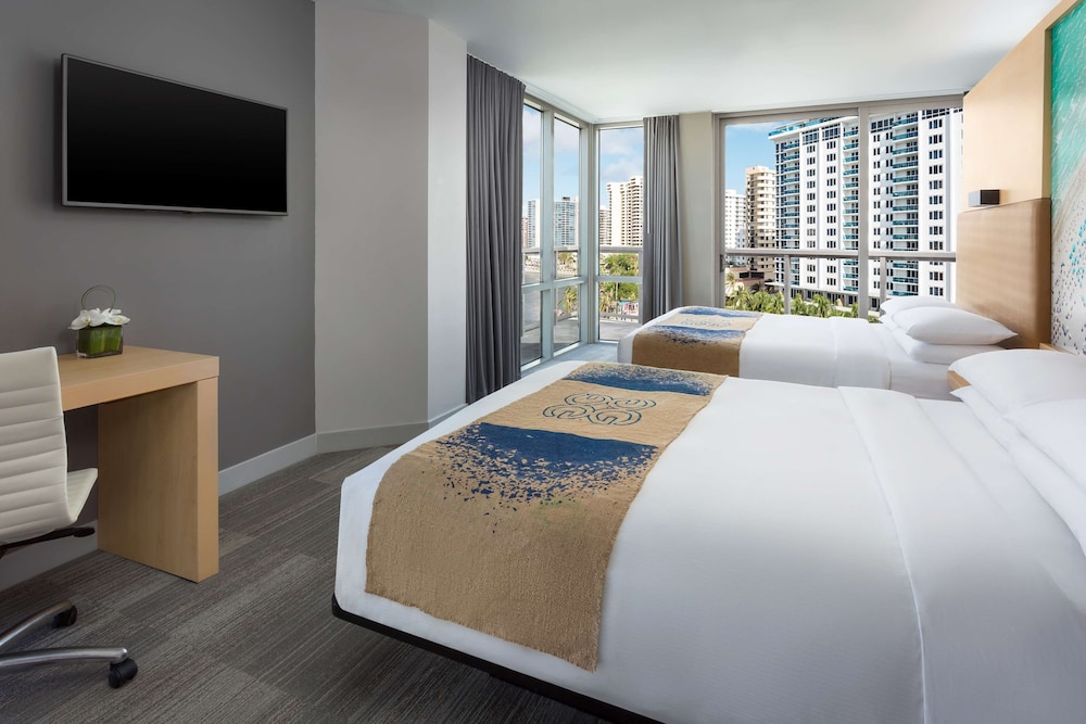 The Gates Hotel South Beach — Hotel rooms in Miami, Florida
