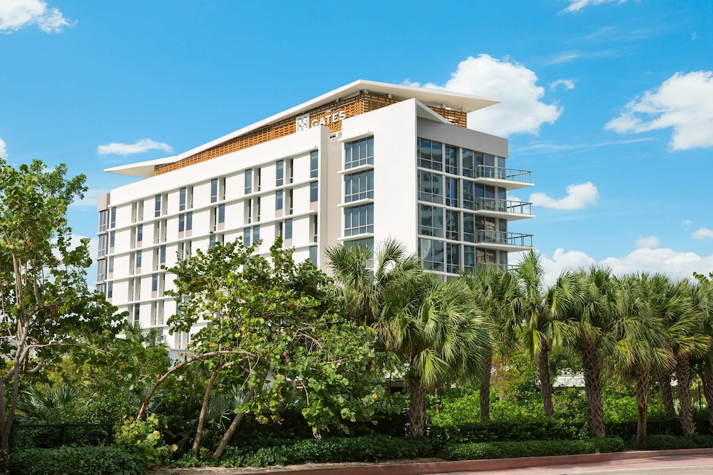 The Gates Hotel South Beach — Hotel building in Miami, Florida