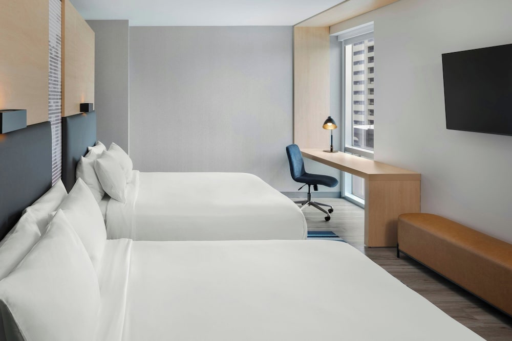 Aloft by Marriott Tampa Downtown — Hotel rooms in Tampa, Florida